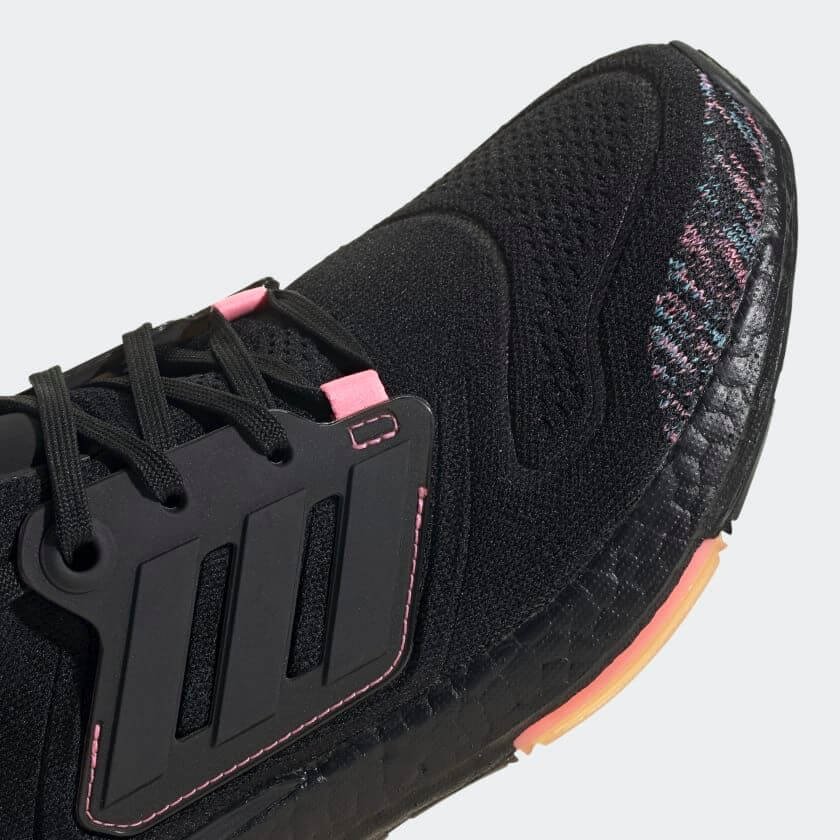 Ultraboost preto hot sale feminino